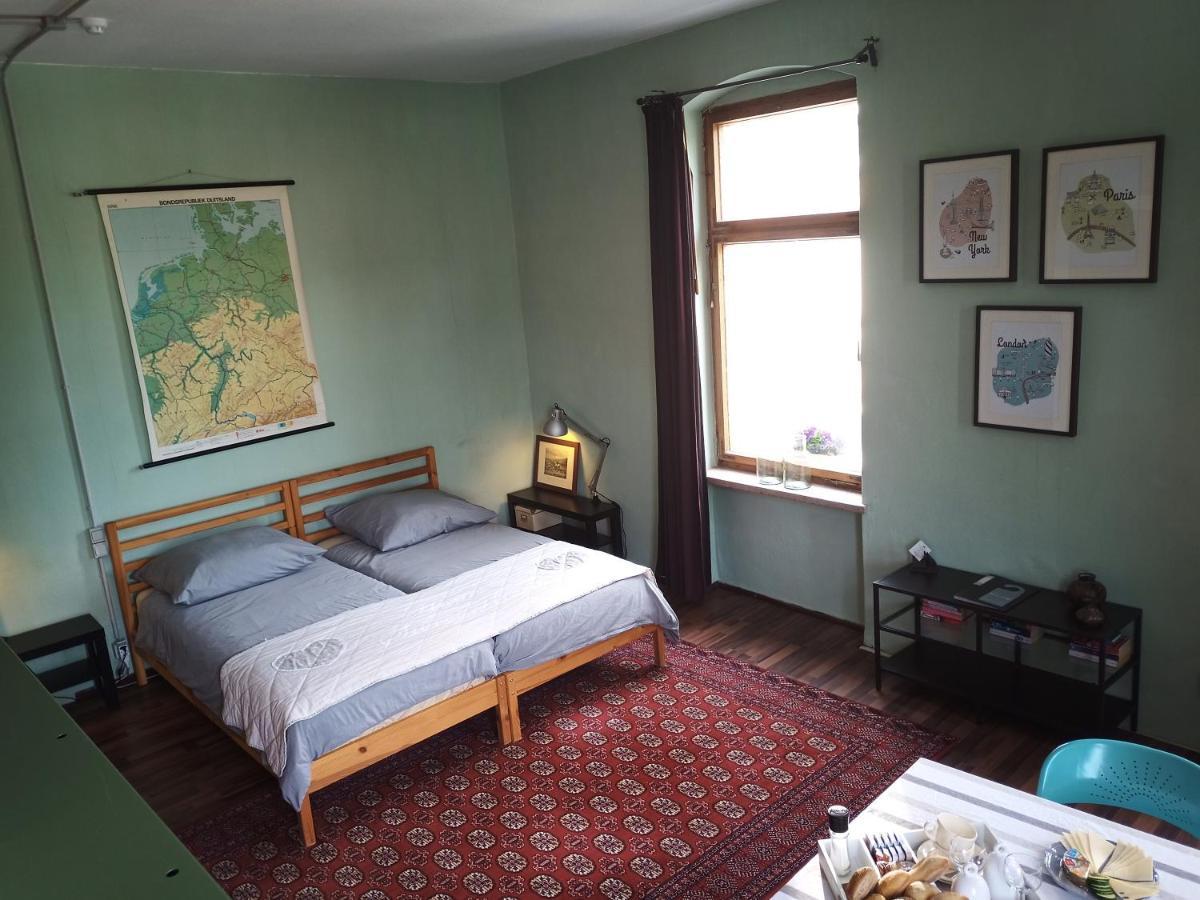 Zur Friedrichsruh Bed & Breakfast Oelsnitz  ภายนอก รูปภาพ