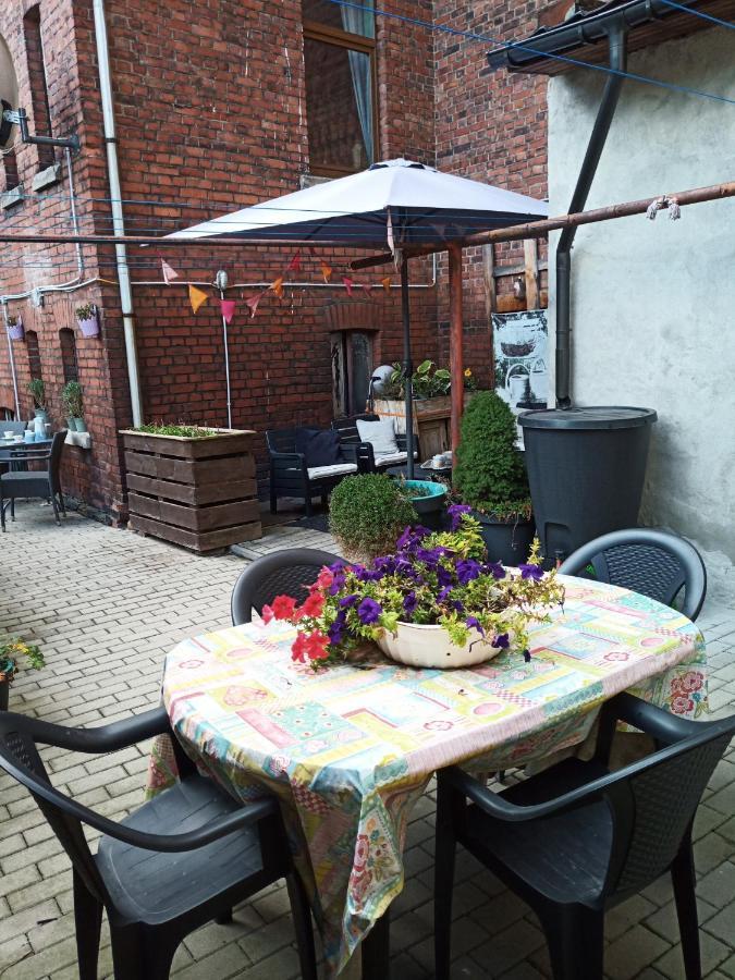 Zur Friedrichsruh Bed & Breakfast Oelsnitz  ภายนอก รูปภาพ