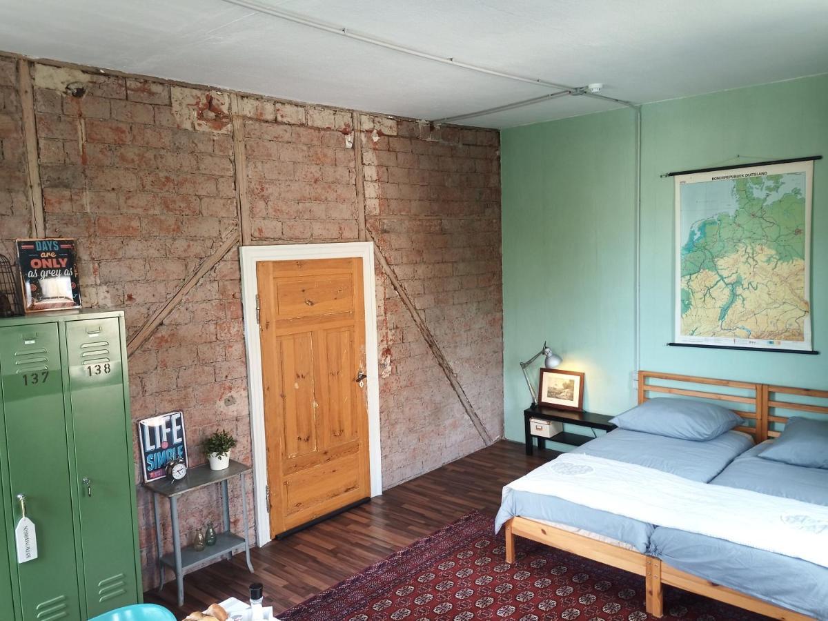 Zur Friedrichsruh Bed & Breakfast Oelsnitz  ภายนอก รูปภาพ