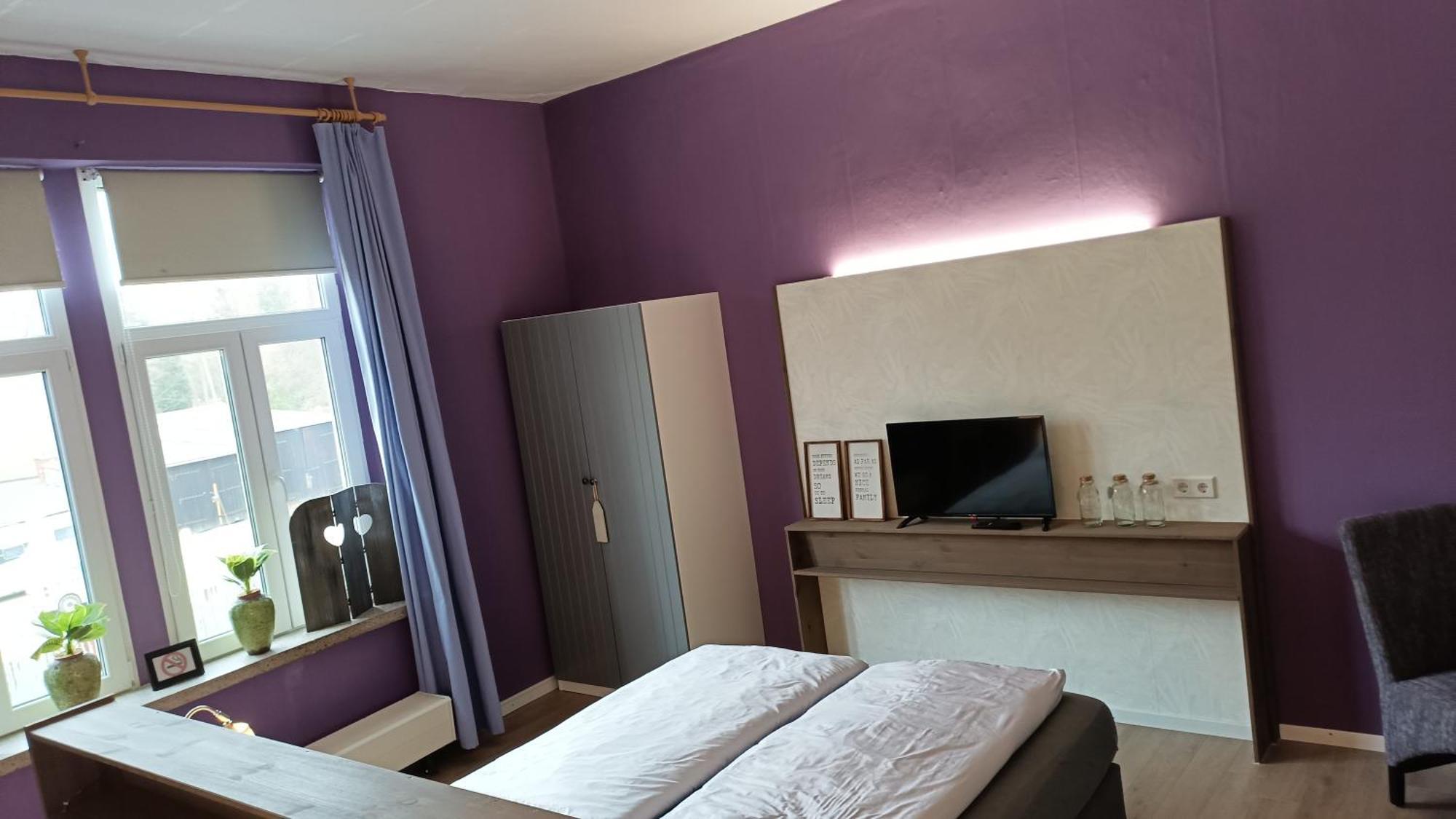 Zur Friedrichsruh Bed & Breakfast Oelsnitz  ภายนอก รูปภาพ