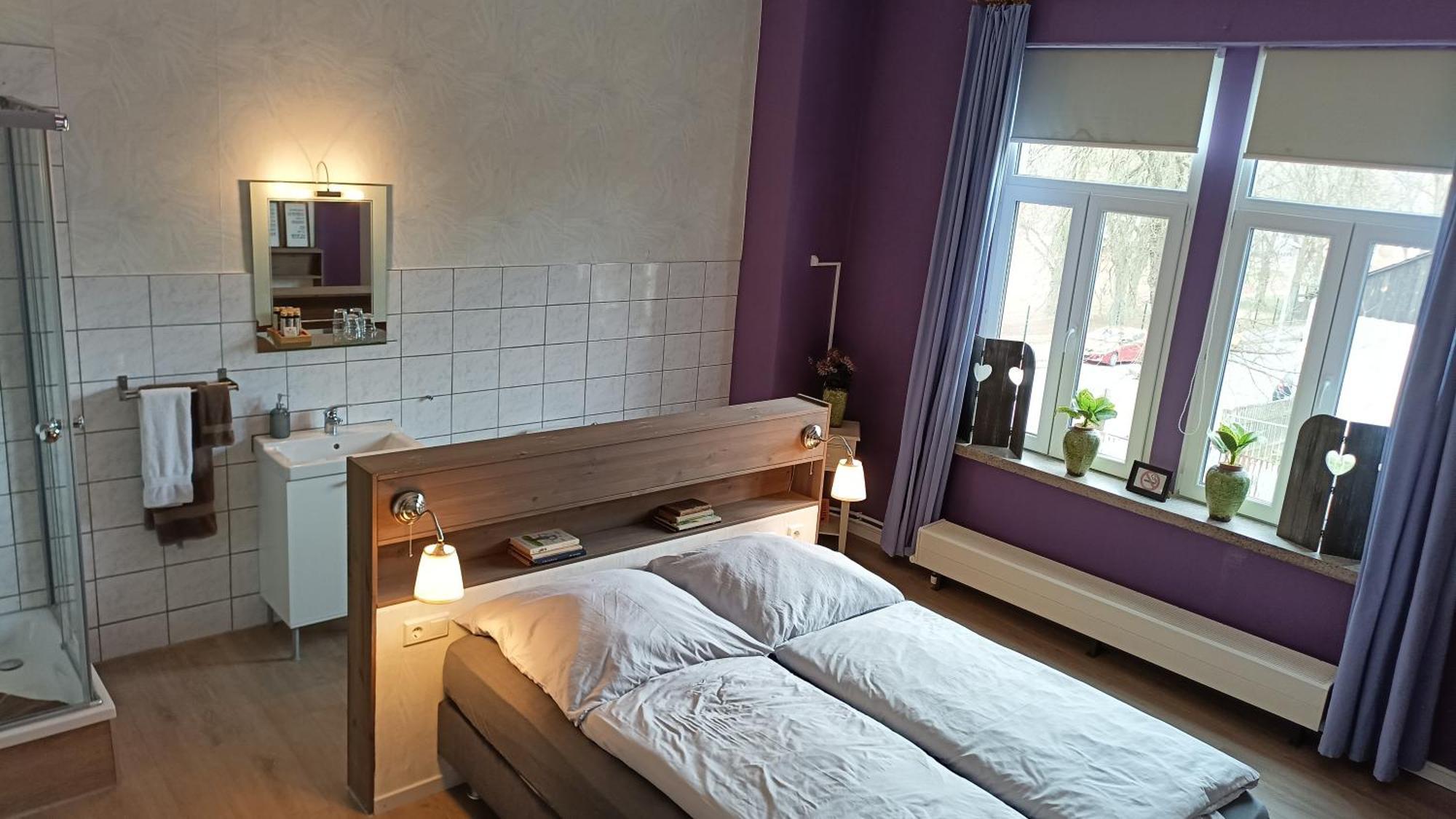 Zur Friedrichsruh Bed & Breakfast Oelsnitz  ภายนอก รูปภาพ